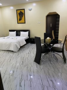 Royal Room - Image 14